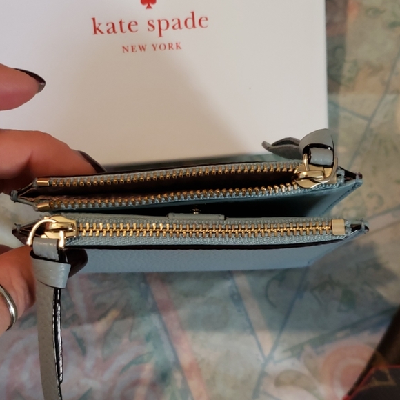 Kate Spade wallet - Picture 8 of 8
